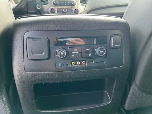 Used 2015 GMC Yukon Denali w/ Open Road Package image 37