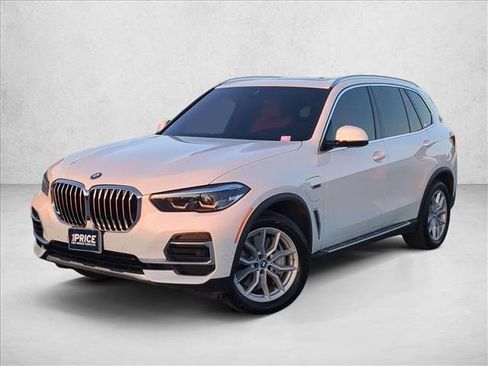 Used 2023 BMW X5 xDrive45e w/ Climate Comfort Package image 1