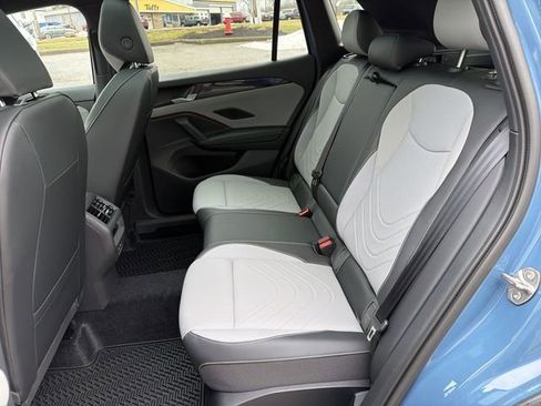 New 2026 Volkswagen Tiguan SE R-Line image 23