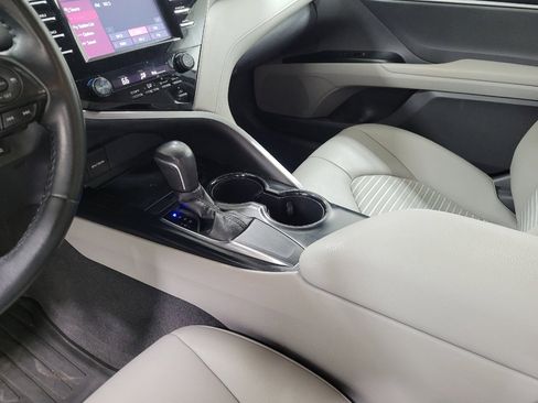 Used 2019 Toyota Camry SE image 26