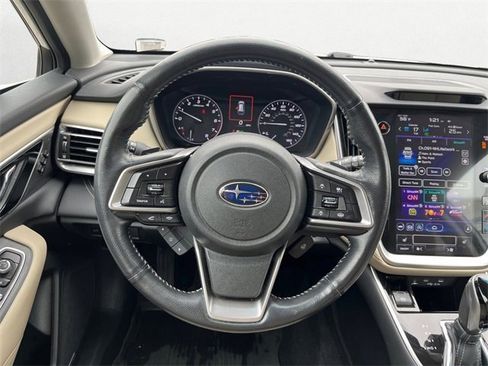 Used 2022 Subaru Outback Limited image 13