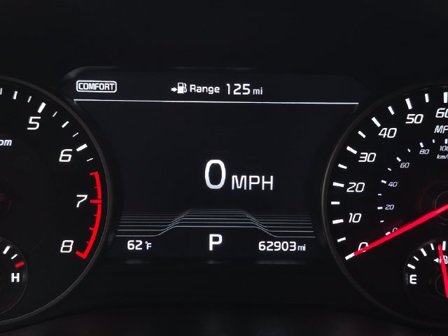 Used 2019 Kia Stinger GT1 AWD/4WD image 31