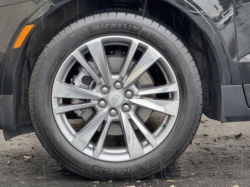 Used 2025 Cadillac XT5 Premium Luxury AWD/4WD image 33