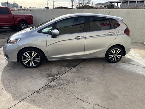 Used 2019 Honda Fit EX image 4