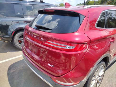 Used 2017 Lincoln MKC Reserve w/ Lincoln MKC Climate Package FWD image 5