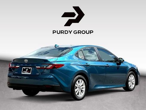 Used 2025 Toyota Camry LE FWD image 8