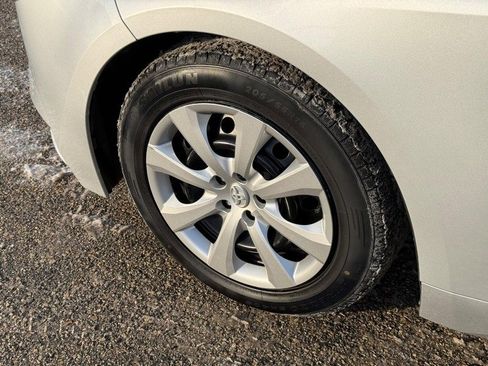 Used 2024 Toyota Corolla LE image 10