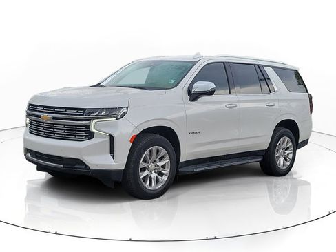 Used 2021 Chevrolet Tahoe Premier RWD image 3