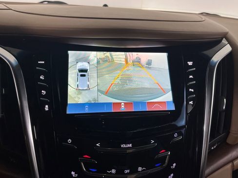 Used 2017 Cadillac Escalade Platinum image 78