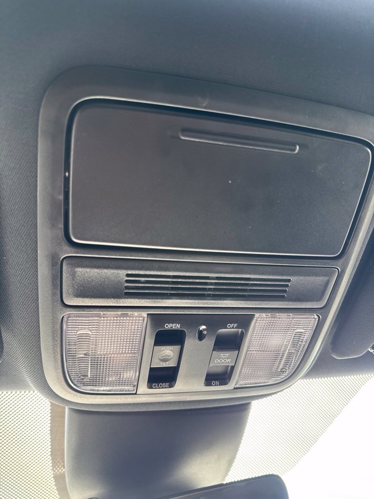 Used 2024 Honda Odyssey Sport image 24