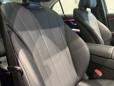 Used 2025 Mercedes-Benz E 350 4MATIC Sedan image 54