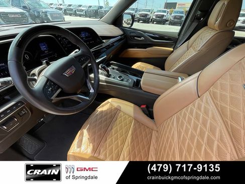 Used 2024 Cadillac Escalade Sport w/ LPO, ONYX Package AWD/4WD image 9