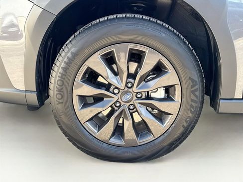 Certified 2025 Subaru Outback Onyx Edition image 45