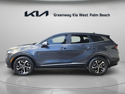 Used 2023 Kia Sportage EX FWD image 4