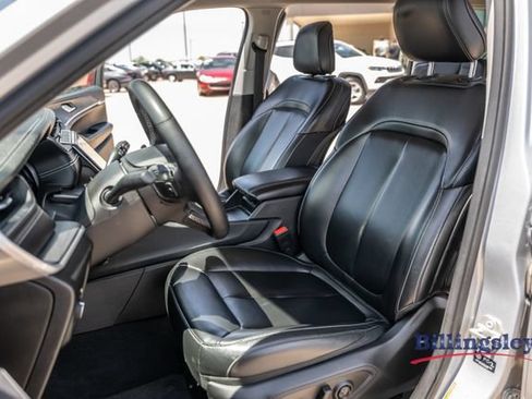 Used 2023 Jeep Grand Cherokee L Limited AWD/4WD image 10