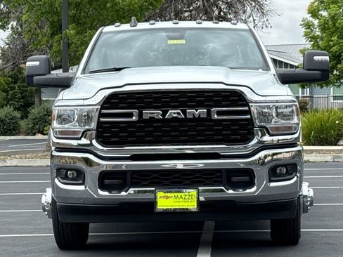 Used 2024 RAM 3500 Big Horn AWD/4WD image 7