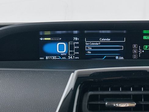 Used 2020 Toyota Prius Prime LE FWD image 18