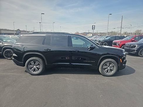 New 2026 Chevrolet Traverse LT image 4