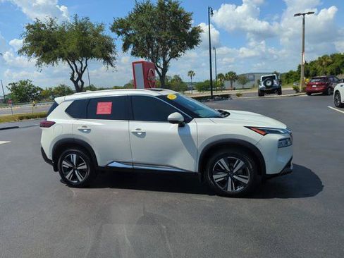 Certified 2023 Nissan Rogue SL w/ SL Premium Package FWD image 2