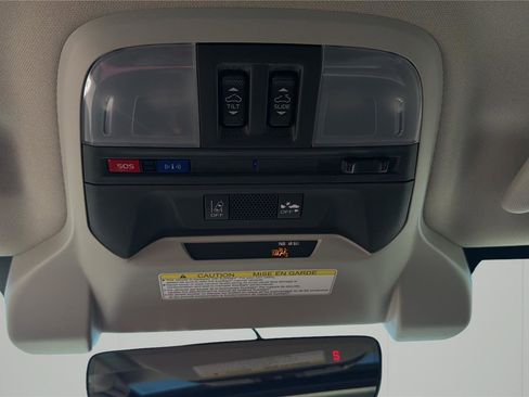 Used 2018 Subaru Crosstrek 2.0i Limited image 13