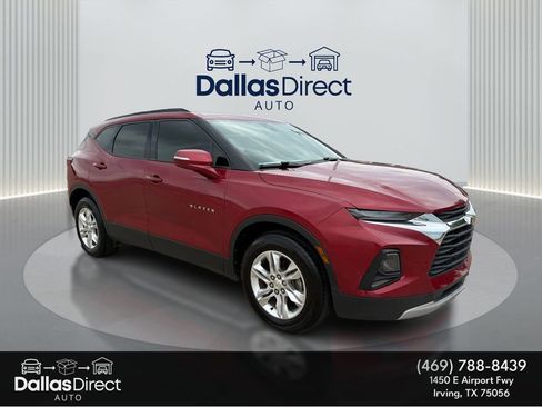 Used 2019 Chevrolet Blazer LT w/ Sound & Technology Package FWD image 2