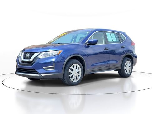 Used 2019 Nissan Rogue S AWD/4WD image 2