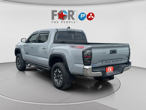 Used 2021 Toyota Tacoma TRD Off-Road AWD/4WD image 9