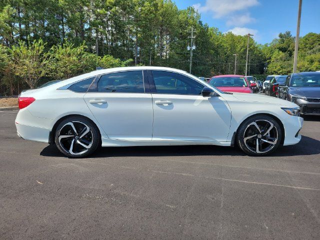 Used 2022 Honda Accord Sport image 4
