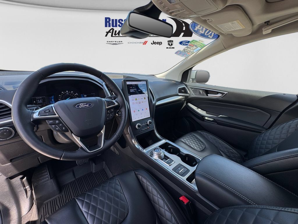 Used 2024 Ford Edge Titanium w/ Equipment Group 301A AWD/4WD image 20