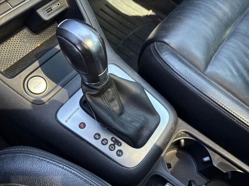 Used 2017 Volkswagen Tiguan SEL image 33