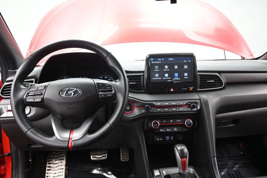 Used 2019 Hyundai Veloster Turbo FWD image 36