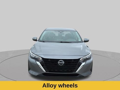 Used 2024 Nissan Sentra SV FWD image 12