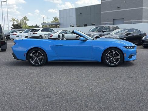 Used 2024 Ford Mustang Premium RWD image 4
