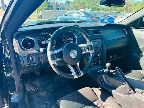 Used 2012 Ford Mustang GT w/ Brembo Brake Pkg image 13