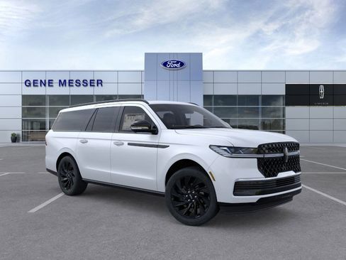 New 2025 Lincoln Navigator L Reserve w/ Jet Appearance Package image 29