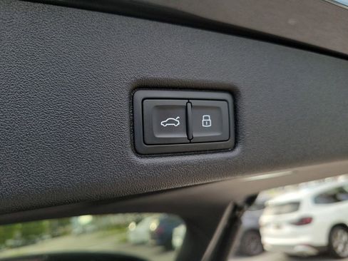 Certified 2025 Audi Q5 Premium w/ Premium Plus AWD/4WD image 31