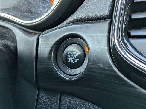 Certified 2021 Jeep Grand Cherokee Laredo X image 20