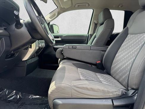 Used 2018 Toyota Tundra SR5 RWD image 8