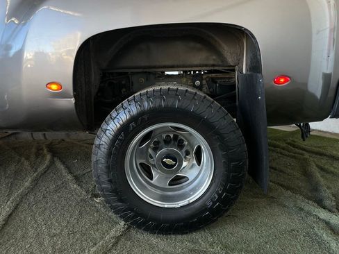 Used 2013 Chevrolet Silverado 3500 LTZ w/ LTZ Plus Package image 12