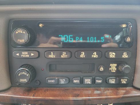 Used 2003 Chevrolet Impala w/ Preferred Equipment Group image 21