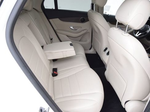 Used 2022 Mercedes-Benz GLC 300 image 19