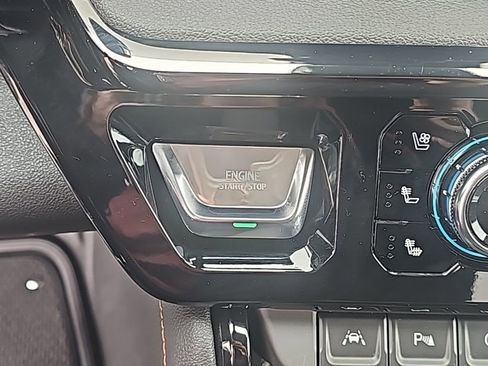 New 2026 GMC Sierra 1500 AT4 w/ AT4 Premium Package image 27