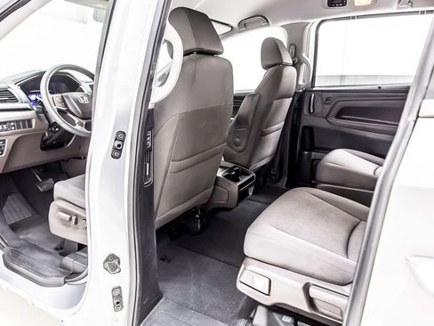 Used 2022 Honda Odyssey EX image 28