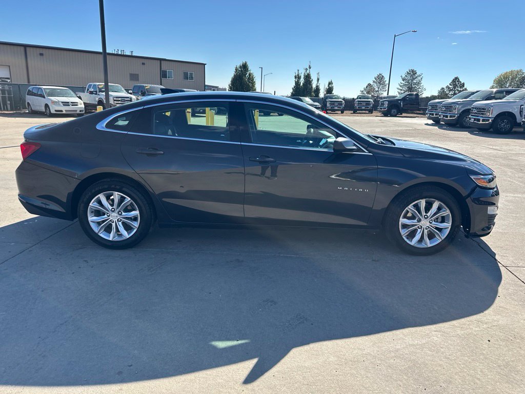 Used 2023 Chevrolet Malibu LT FWD image 32