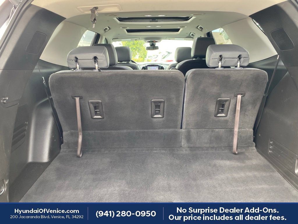 Used 2019 Chevrolet Traverse Premier w/ Driver Confidence II Package FWD image 23