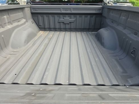 Certified 2019 Chevrolet Colorado W/T w/ Custom Special Edition AWD/4WD image 6