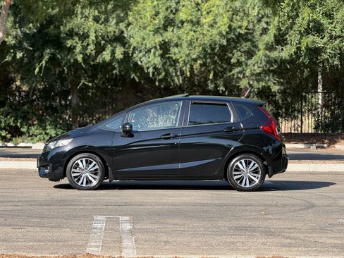 Used 2015 Honda Fit EX-L image 2
