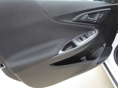 Used 2023 Chevrolet Malibu LS w/ Driver Confidence Package image 9