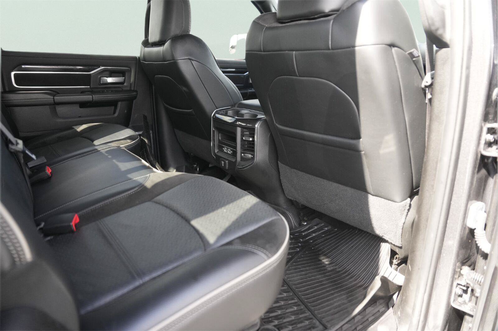 Used 2022 RAM 2500 Laramie AWD/4WD image 14