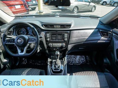 Used 2018 Nissan Rogue S image 23